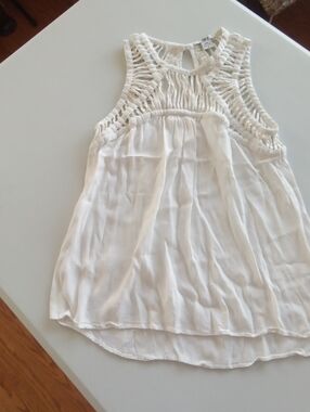 Bar III Cream Crochet Yoke Sleeveless Top